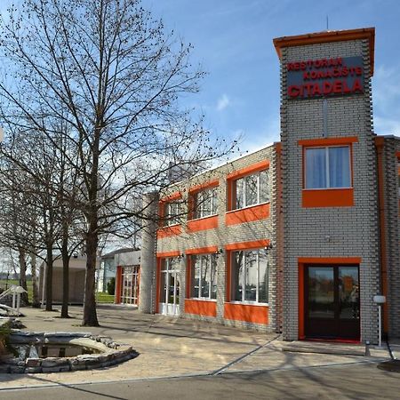 Motel Citadela 023 Zrenjanin Exteriör bild